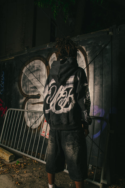 FOB B&W ZIP UP